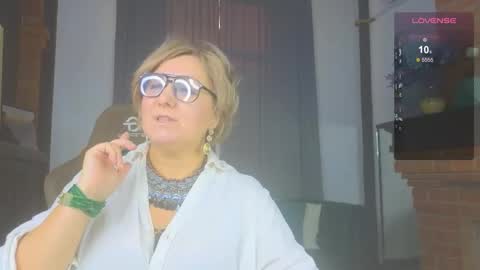 Snapshot of marta_wils chatting on November 20, 2025, 3:28 am marta_wils online show from November 20, 2025, 3:28 am