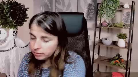 Snapshot of martaedams chatting on November 4, 2025, 6:01 am martaedams online show from November 4, 2025, 6:01 am