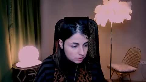 Snapshot of martaedams chatting on December 5, 2025, 8:12 am martaedams online show from December 5, 2025, 8:12 am