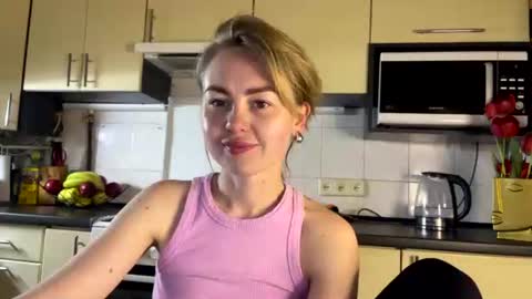 Marta online show from April 18, 2026, 8:53 pm