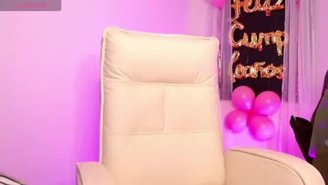Snapshot of marthina_thompson chatting on July 21, 2026, 12:07 pm marthina thompson online show from July 21, 2026, 12:07 pm