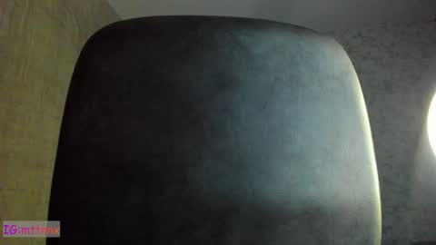 Snapshot of martiiinaa_ chatting on December 4, 2024, 7:50 am Martina online show from December 4, 2024, 7:50 am