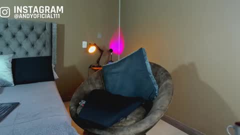 Snapshot of martin_colby05 chatting on October 3, 2025, 10:51 pm ONLYFANS Sotoandres modelo independiente online show from October 3, 2025, 10:51 pm