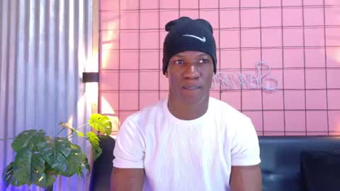 Snapshot of martin_killer chatting on July 18, 2026, 7:06 pm Martin online show from July 18, 2026, 7:06 pm