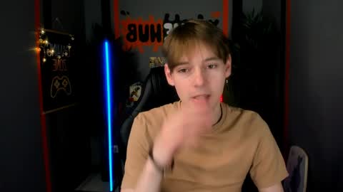 Snapshot of martin_perry chatting on May 4, 2026, 9:11 pm Martin online show from May 4, 2026, 9:11 pm