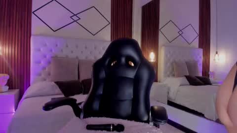 Martina online show from November 20, 2025, 8:58 am