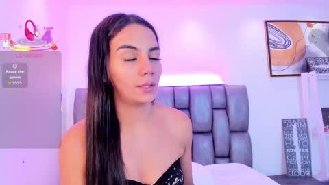 Snapshot of martina_mancinii chatting on October 27, 2025, 2:32 pm Martina online show from October 27, 2025, 2:32 pm