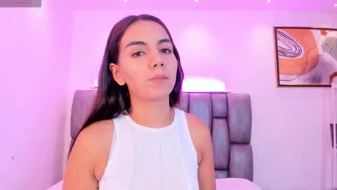 Snapshot of martina_mancinii chatting on November 6, 2025, 1:01 pm Martina online show from November 6, 2025, 1:01 pm