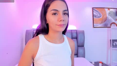 Snapshot of martina_mancinii chatting on November 10, 2025, 11:42 am Martina online show from November 10, 2025, 11:42 am