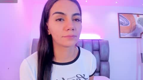Snapshot of martina_mancinii chatting on November 22, 2025, 12:48 pm Martina online show from November 22, 2025, 12:48 pm