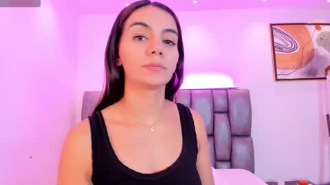 Snapshot of martina_mancinii chatting on November 26, 2025, 1:01 pm Martina online show from November 26, 2025, 1:01 pm