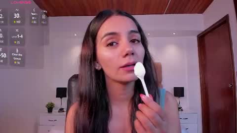 Snapshot of martina_mancinii chatting on June 24, 2026, 1:10 pm Martina online show from June 24, 2026, 1:10 pm