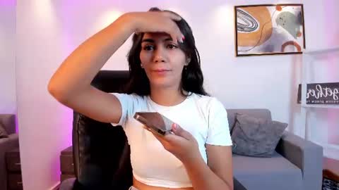 Snapshot of martina_mancinii chatting on July 7, 2026, 1:04 pm Martina online show from July 7, 2026, 1:04 pm