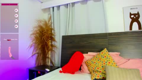 martina mIIler online show from February 6, 2025, 12:48 pm