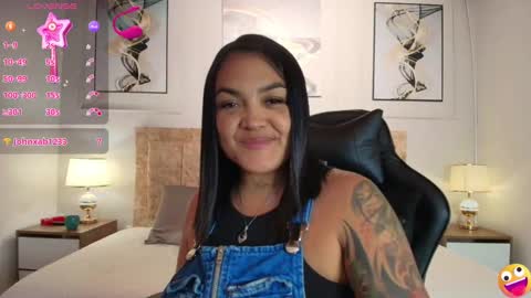 Snapshot of martina_vega__ chatting on December 11, 2024, 12:33 am NATALIA ON A TRAVEL FROM DECEMBER 6TH TO THE 9TH ENJOY ME BEFORE I LEAVE online show from December 11, 2024, 12:33 am