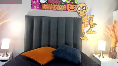 Snapshot of martinablakees chatting on October 25, 2025, 3:18 pm MARTINA BLAKE Colombian redhead girl online show from October 25, 2025, 3:18 pm