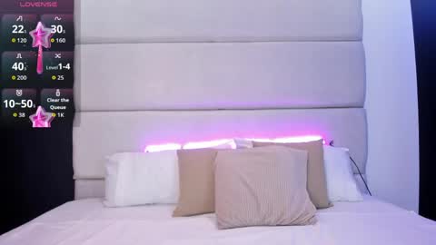 Snapshot of martinagarcia__ chatting on May 26, 2026, 6:26 pm Martina Garcia online show from May 26, 2026, 6:26 pm