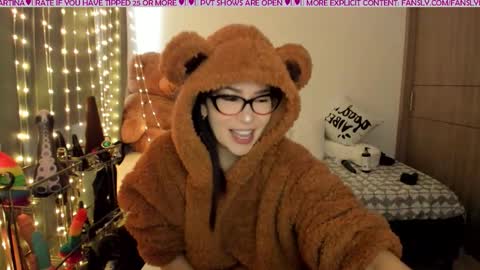 Snapshot of martinatina chatting on October 31, 2025, 7:48 pm MARTINA online show from October 31, 2025, 7:48 pm