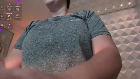 Snapshot of martinnabonnet chatting on November 16, 2025, 10:10 am Martinna Bonnet online show from November 16, 2025, 10:10 am