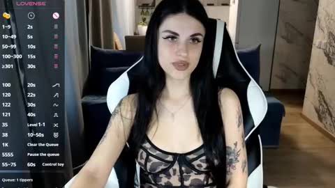 Snapshot of mary___moore chatting on October 19, 2025, 8:37 am Maria online show from October 19, 2025, 8:37 am