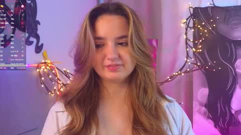 mary_broks online show from December 16, 2025, 7:35 am