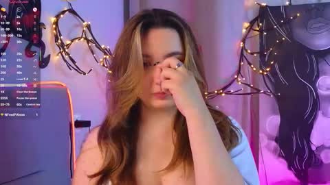 mary_broks online show from December 20, 2025, 7:15 am