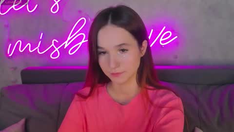 Eva online show from November 11, 2025, 9:31 am