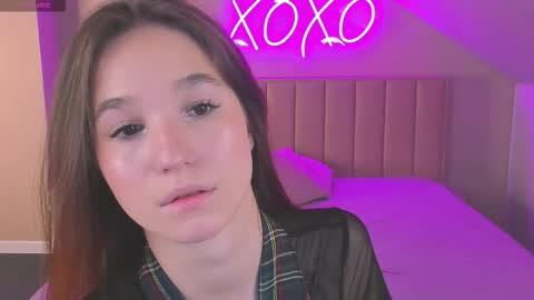 Eva online show from November 14, 2025, 9:52 am