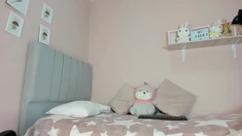 mary_cute9 online show from October 6, 2025, 12:13 pm