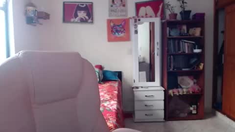 mary online show from March 8, 2025, 12:41 pm