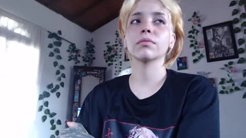                      100   online show from February 10, 2025, 7:49 pm