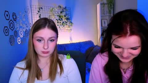 Snapshot of mary_meow_hot chatting on January 17, 2026, 8:45 pm Mary online show from January 17, 2026, 8:45 pm