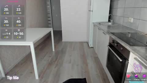 Mary Mey online show from January 6, 2026, 11:58 am