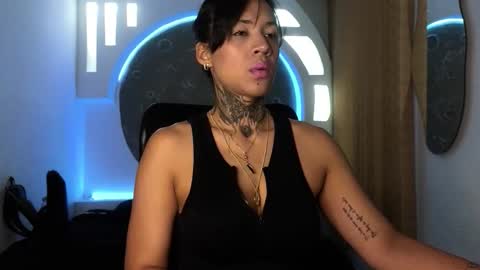 M A R Y online show from December 14, 2025, 4:29 am