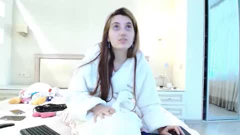 marya442004 online show from November 5, 2025, 5:51 am