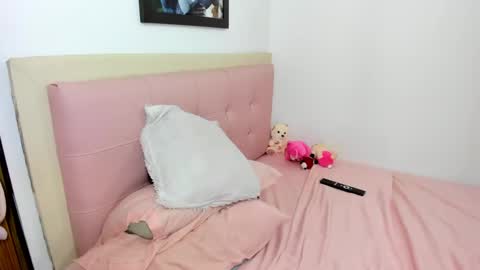 Snapshot of maryalelove chatting on January 27, 2025, 9:33 pm Marya online show from January 27, 2025, 9:33 pm