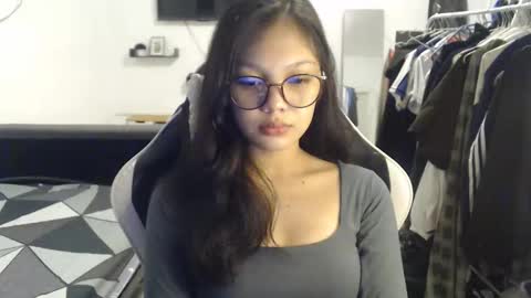 Natalia online show from February 4, 2026, 5:24 am