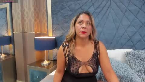 maryhawkey online show from December 21, 2025, 2:24 pm