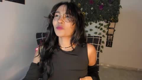 Snapshot of maryjane_785039 chatting on October 20, 2025, 6:52 pm maria online show from October 20, 2025, 6:52 pm