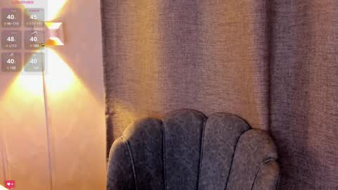 Angela online show from December 16, 2024, 1:43 pm