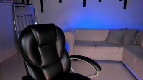  Mary  online show from January 11, 2025, 11:56 am