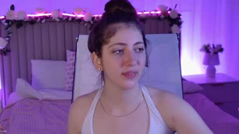 Snapshot of marymillerr chatting on June 5, 2026, 6:42 am Mary Miller online show from June 5, 2026, 6:42 am