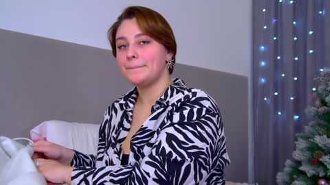 MaryMurrays online show from January 15, 2025, 6:29 pm