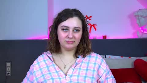 MaryMurrays online show from February 15, 2026, 7:10 pm