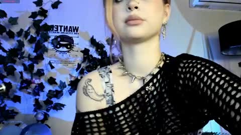 Mary x online show from February 25, 2025, 2:47 am