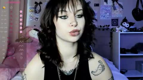 Mary x online show from February 17, 2026, 11:07 am