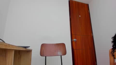 3 online show from April 8, 2026, 1:00 pm