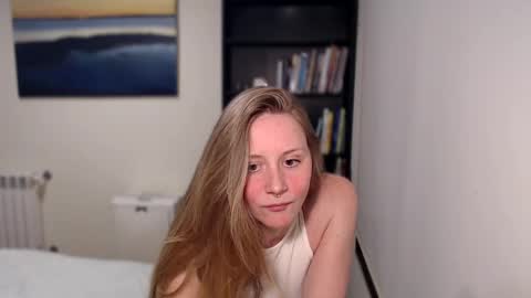 Mary online show from April 16, 2026, 9:39 pm