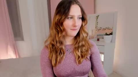 Snapshot of marywaddell chatting on February 23, 2025, 12:08 am Mary online show from February 23, 2025, 12:08 am