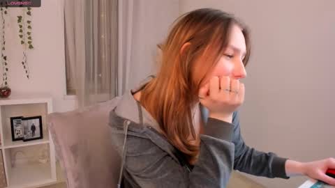 Snapshot of marywaddell chatting on February 28, 2025, 7:35 pm Mary online show from February 28, 2025, 7:35 pm